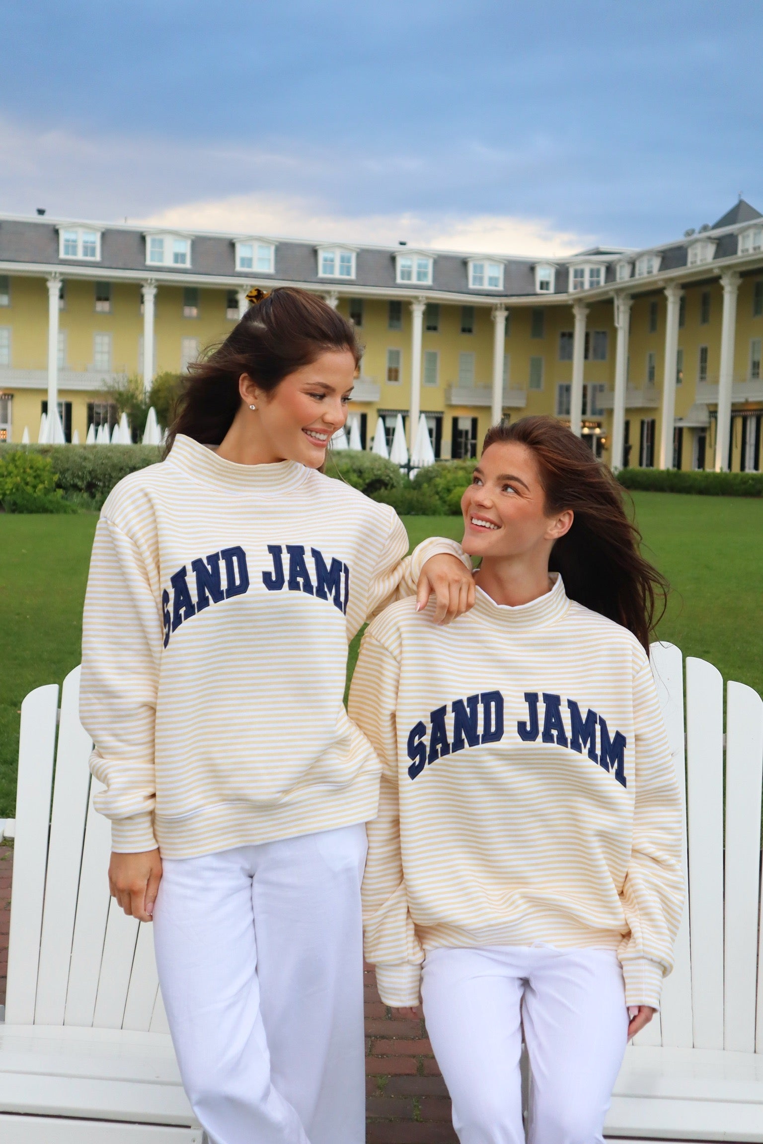 THE CABANA MOCK NECK