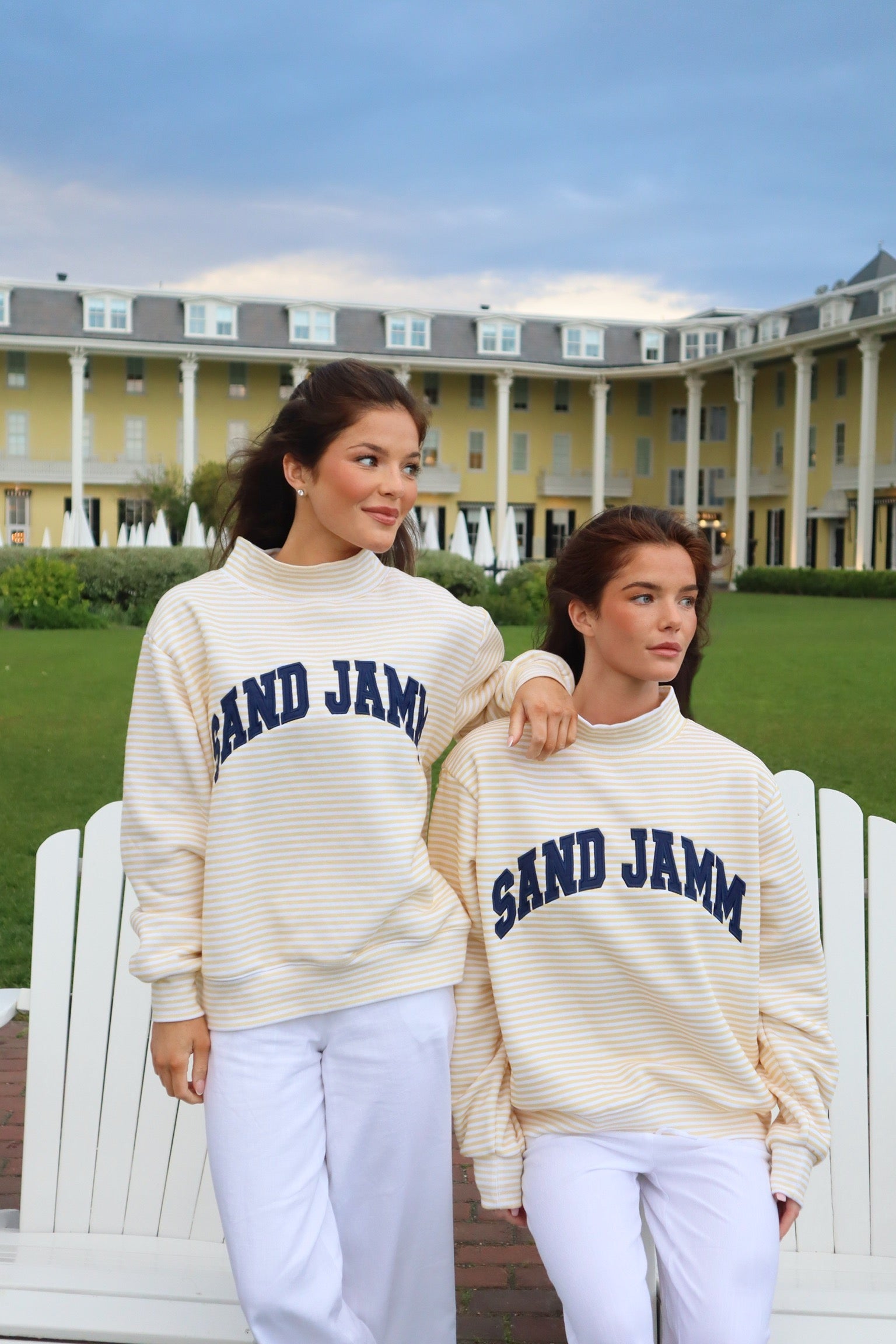 THE CABANA MOCK NECK